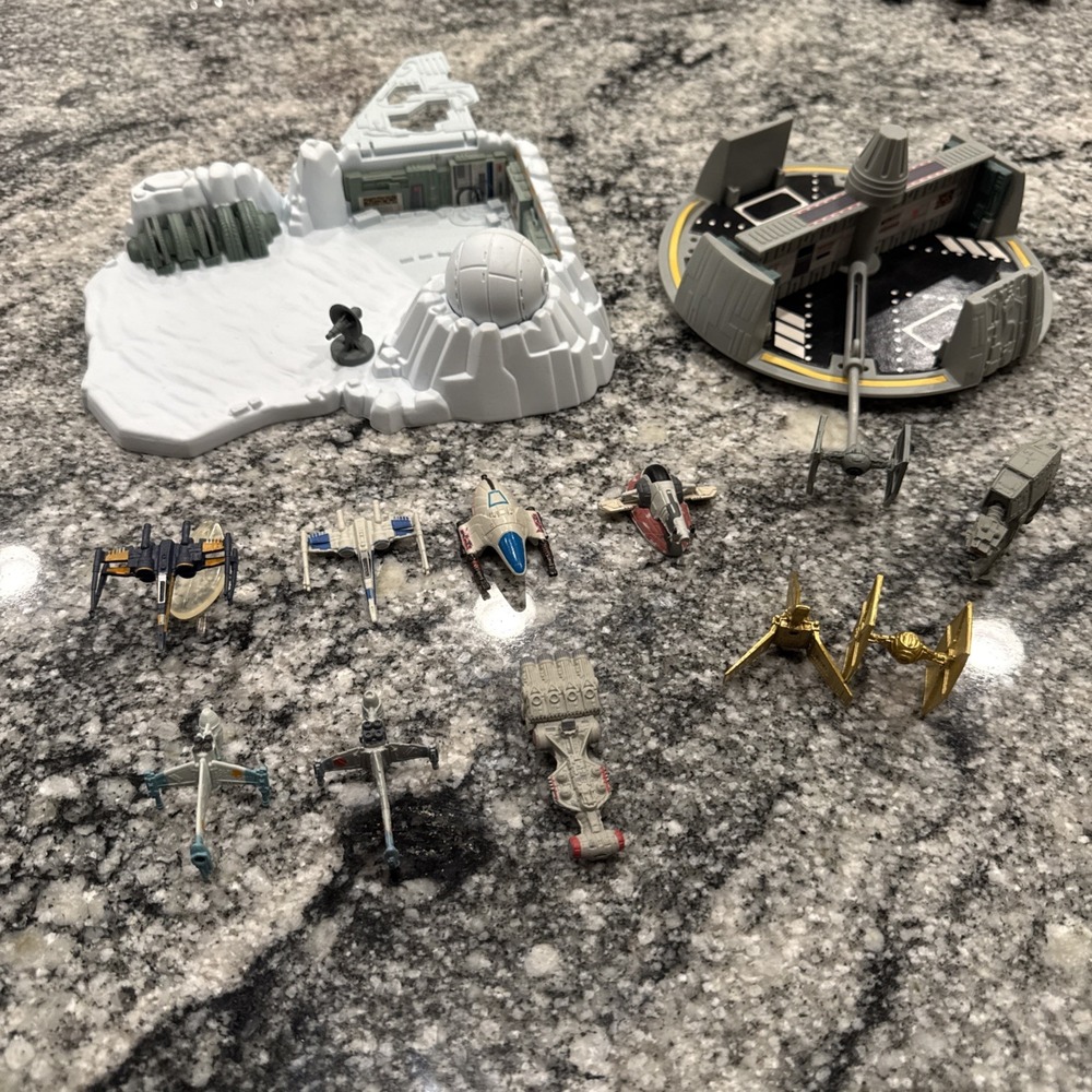 Galoob Star Wars Micro Machines The Death Star Playset 1994 Ice Planet W/ Extras